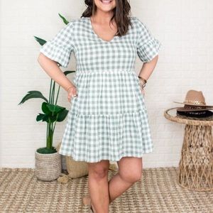 Boutique (entro): Mint Green Gingham Ruffle Sleeve Mini Dress